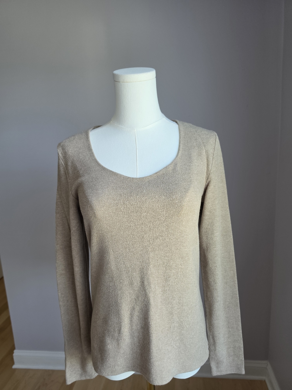 Women's Scoop Neck Lightweight Sweater - Beige